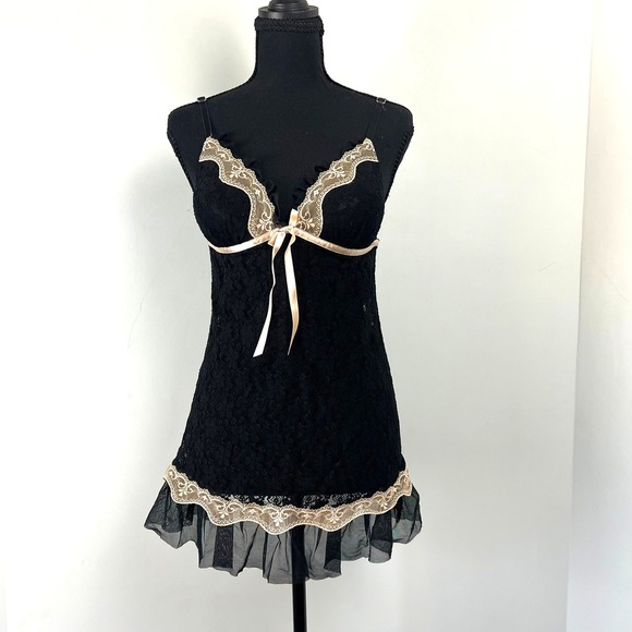 Linea Donatella Other - Linea Donatella Black Lace Chemise Babydoll Nightgown M Lingerie Coquette Bridal